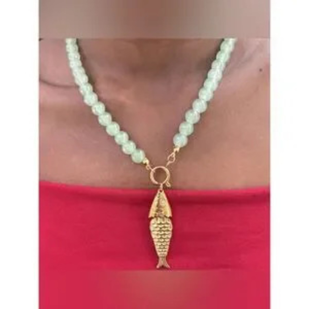 Fish?Pendant Green Beaded Necklace N2102